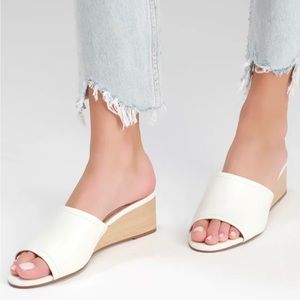 Steven by Steve Madden Lemur White Leather Wedges Size 6.5